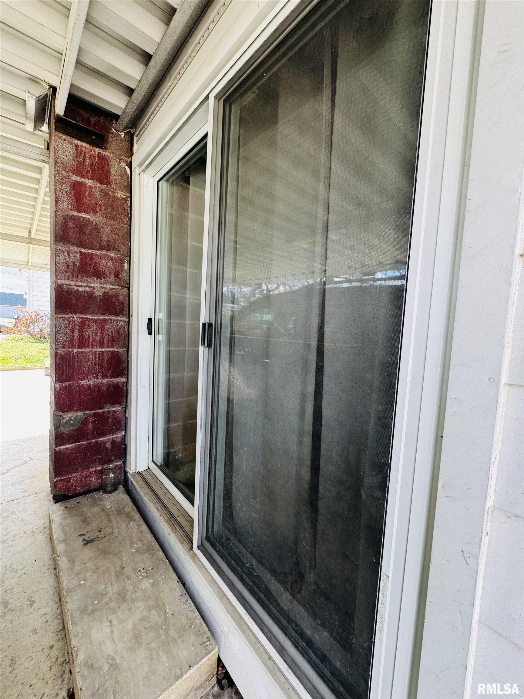 1500 West Tyler Street Herrin, IL 62948 - Photo 17 of 18