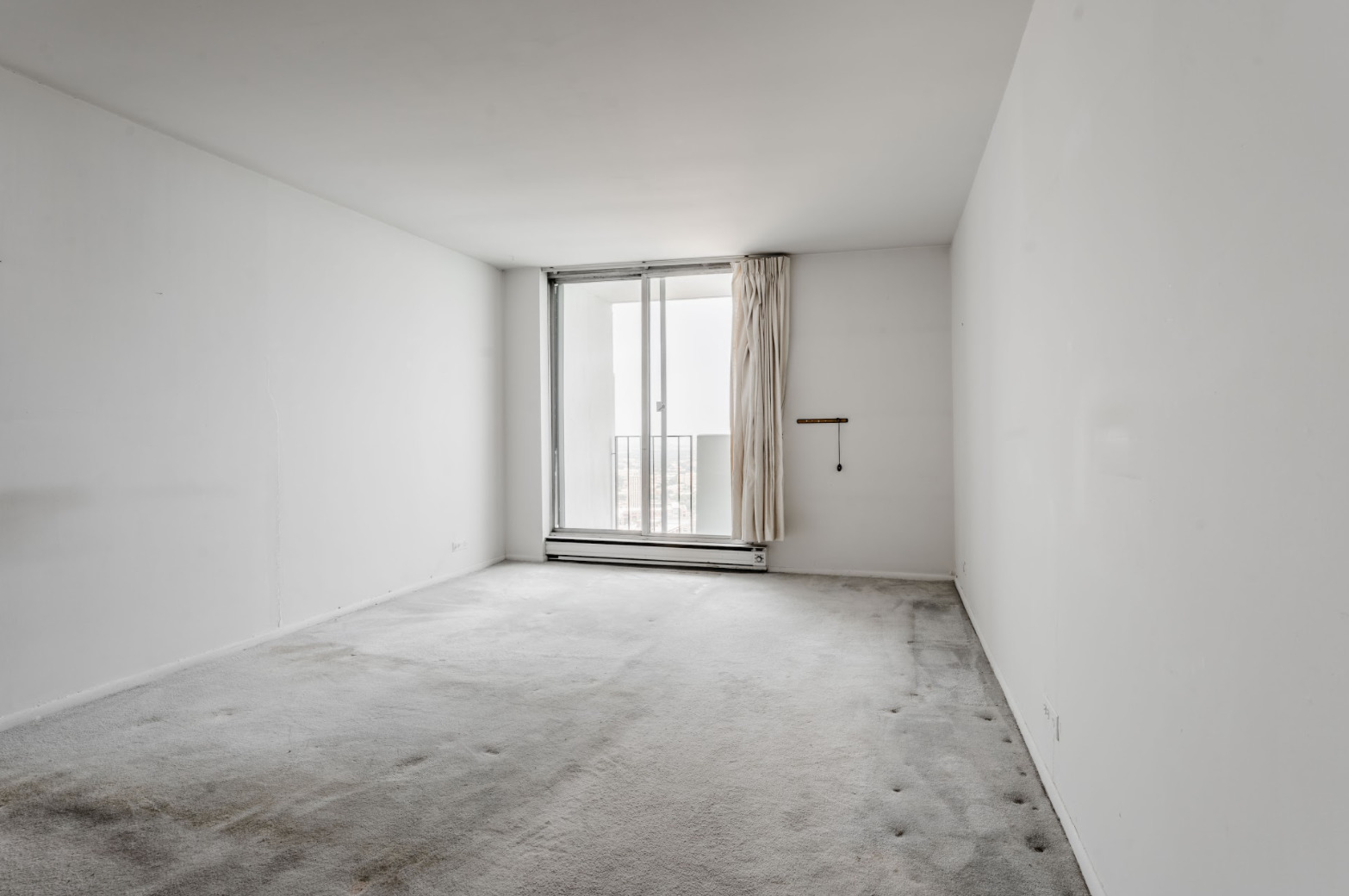 6033 North Sheridan Road, Unit 43D Chicago, IL 60660 - Photo 12 of 27