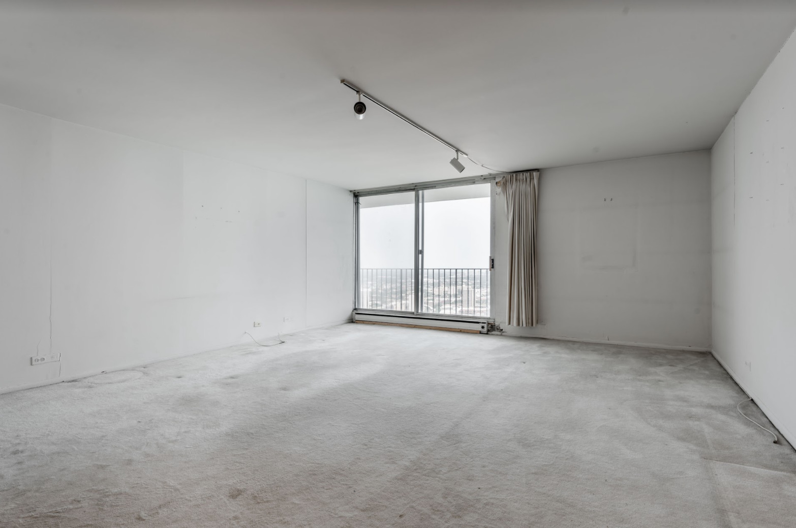 6033 North Sheridan Road, Unit 43D Chicago, IL 60660 - Photo 9 of 27