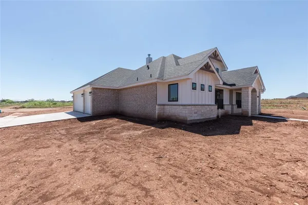 $499,900 | 3309 Birdie Lane, Abilene, TX 79606
