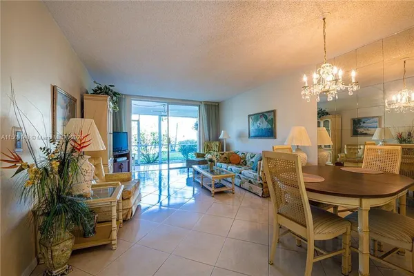 $1,450 | 6700 Royal Palm Boulevard, Unit 103D, Margate, FL 33063