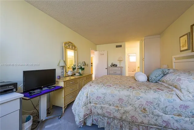 $1,450 | 6700 Royal Palm Boulevard, Unit 103D, Margate, FL 33063