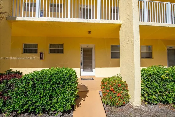 $1,450 | 6700 Royal Palm Boulevard, Unit 103D, Margate, FL 33063