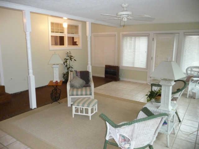 206 Guill Road Mount Juliet, TN 37122 - Photo 16 of 20 Huge Sunroom, relax and enjoy lots of natural light and great view of flower garden outside.