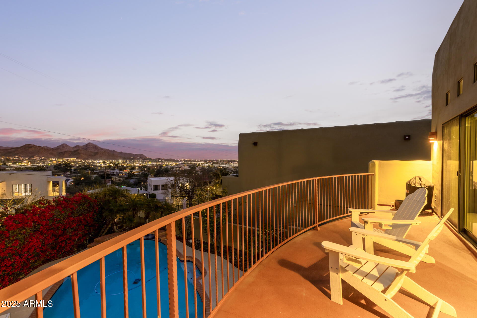 10011 North 1st Avenue Phoenix, AZ 85021 - Photo 22 of 23 a view of balcony with a couple of chairs