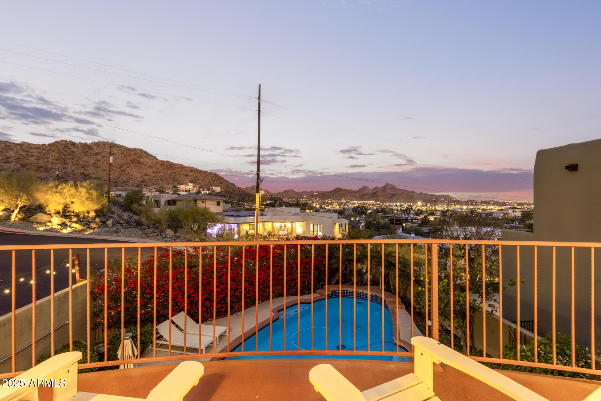 10011 North 1st Avenue Phoenix, AZ 85021 - Photo 23 of 23 a view of balcony with furniture