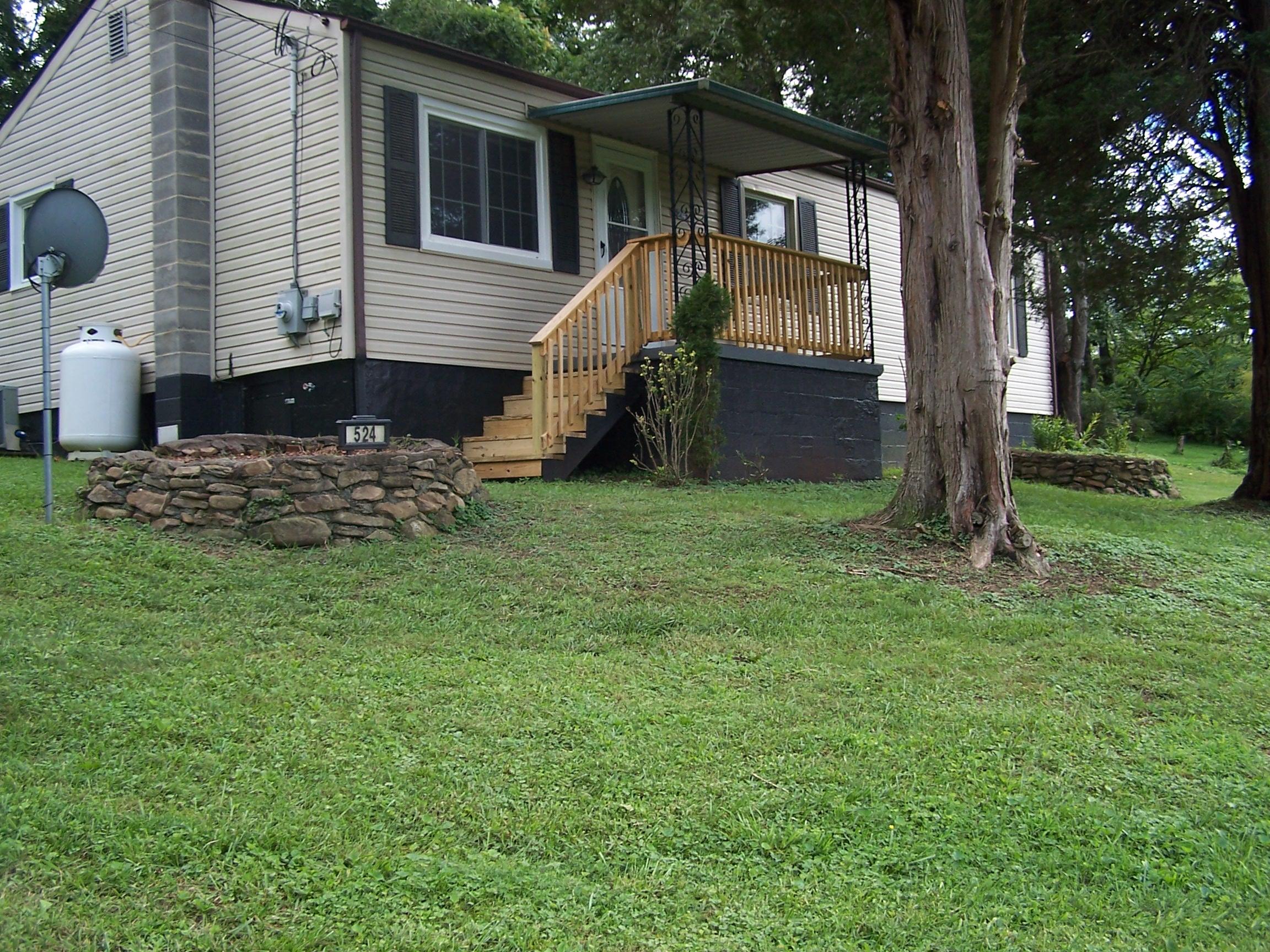 524 Archway Road Blue Ridge, VA 24064 - Photo 1 of 13 Main