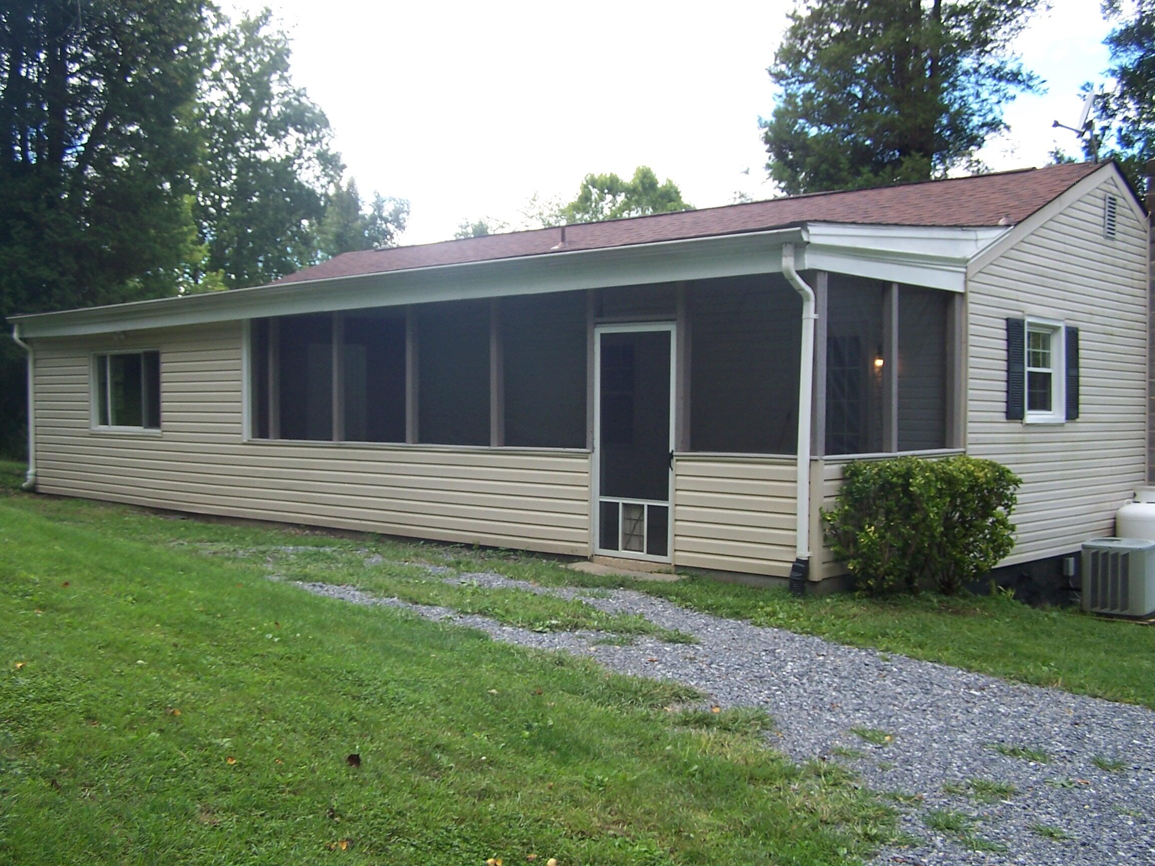 524 Archway Road Blue Ridge, VA 24064 - Photo 5 of 13 100_5153 - Copy