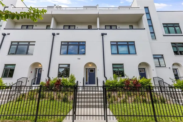 a view of multiple house