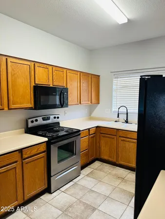 $1,850 | 9426 West Monroe Street, Peoria, AZ 85345