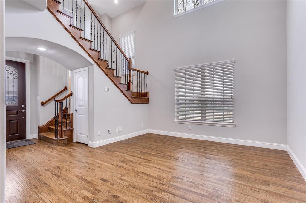 869 Rohan Drive Richardson, TX 75081 - Photo 5 of 25