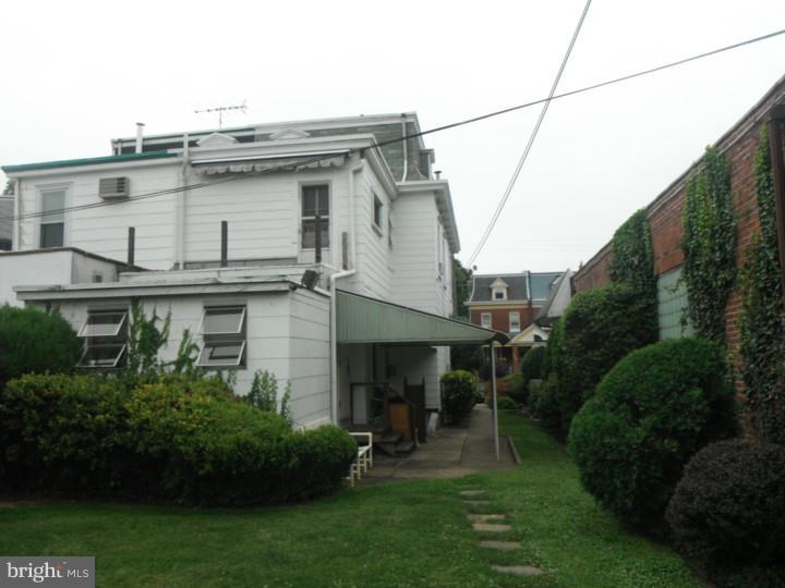 213 West Tabor Road Philadelphia, PA 19120 - Photo 3 of 4 Exterior Back