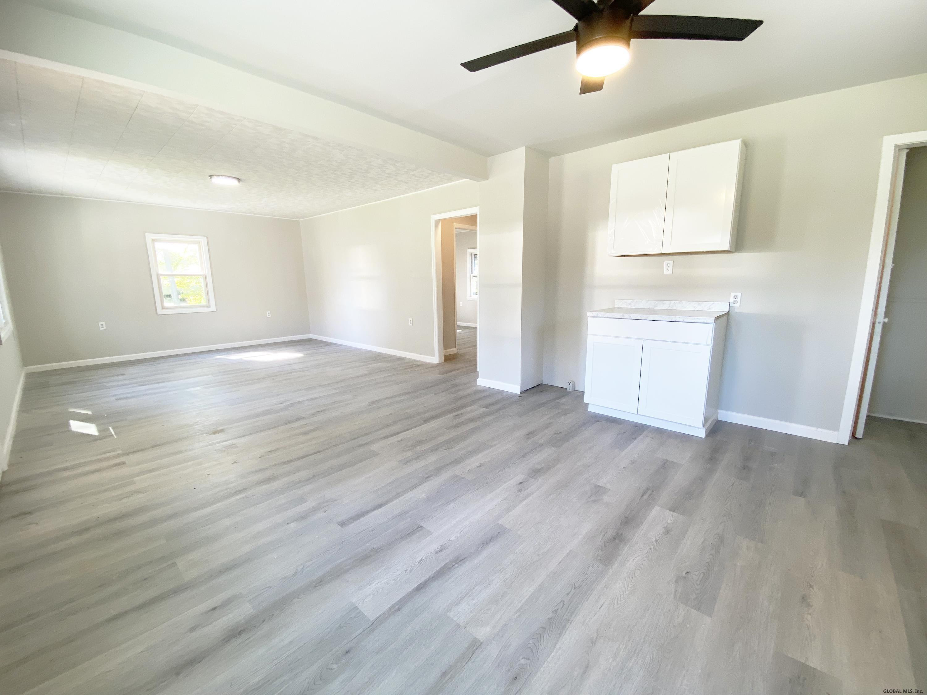 2925 River Road Melrose, NY 12121 - Photo 3 of 48 Photo 3