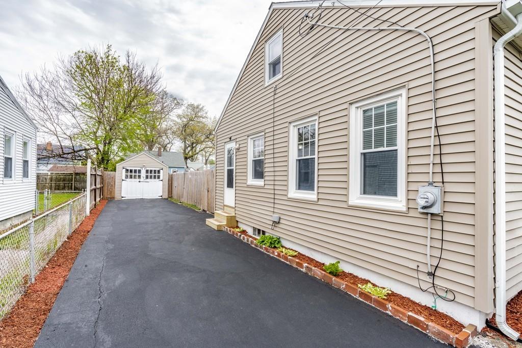 29 Eddy Street Springfield, MA 01104 - Photo 25 of 26