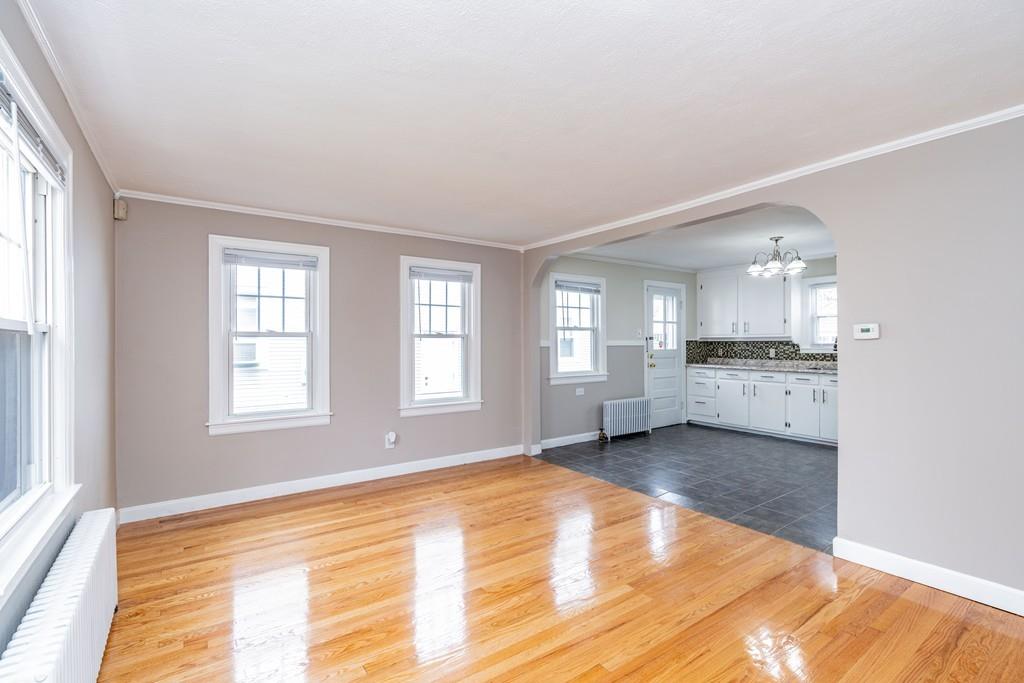 29 Eddy Street Springfield, MA 01104 - Photo 6 of 26