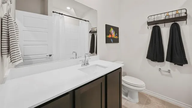 $275,008 | 736 Thorn Crk Drive, Anna, TX 75409