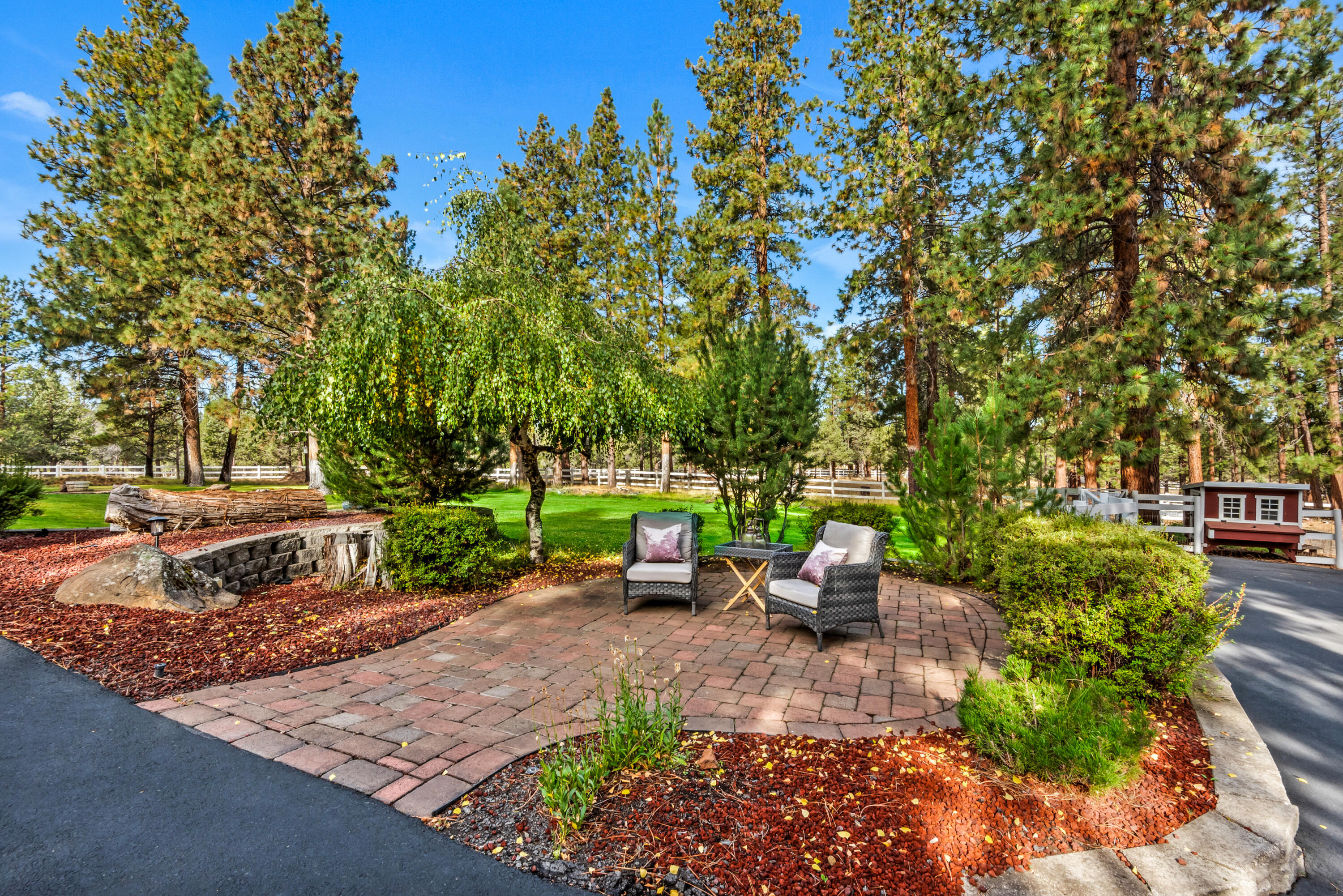69550 Deer Ridge Road Sisters, OR 97759 - Photo 49 of 69 44
