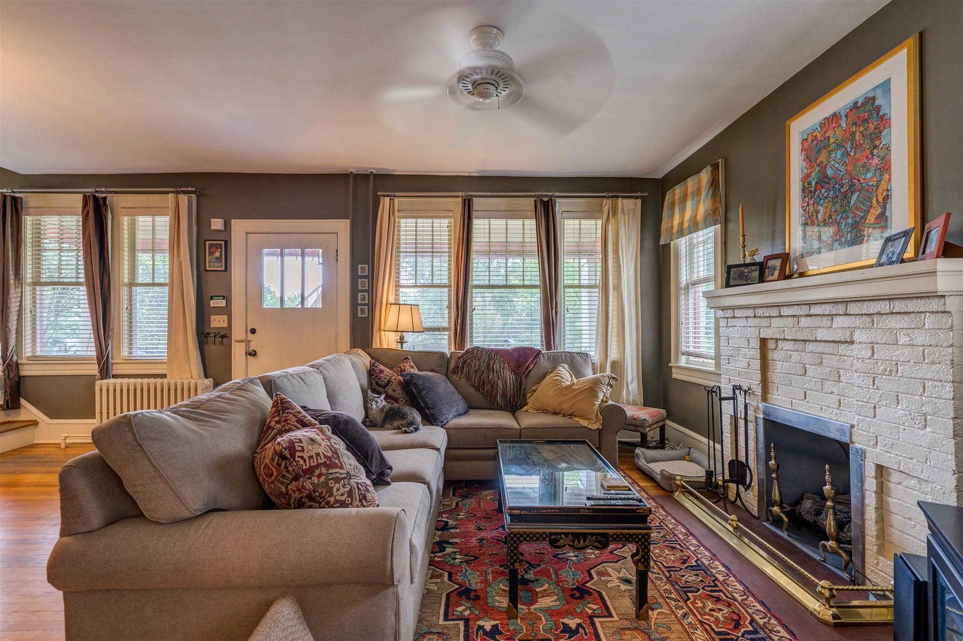1831 Carter Road Southwest Roanoke, VA 24015 - Photo 8 of 34 08-DSC00051_2_3_4_5
