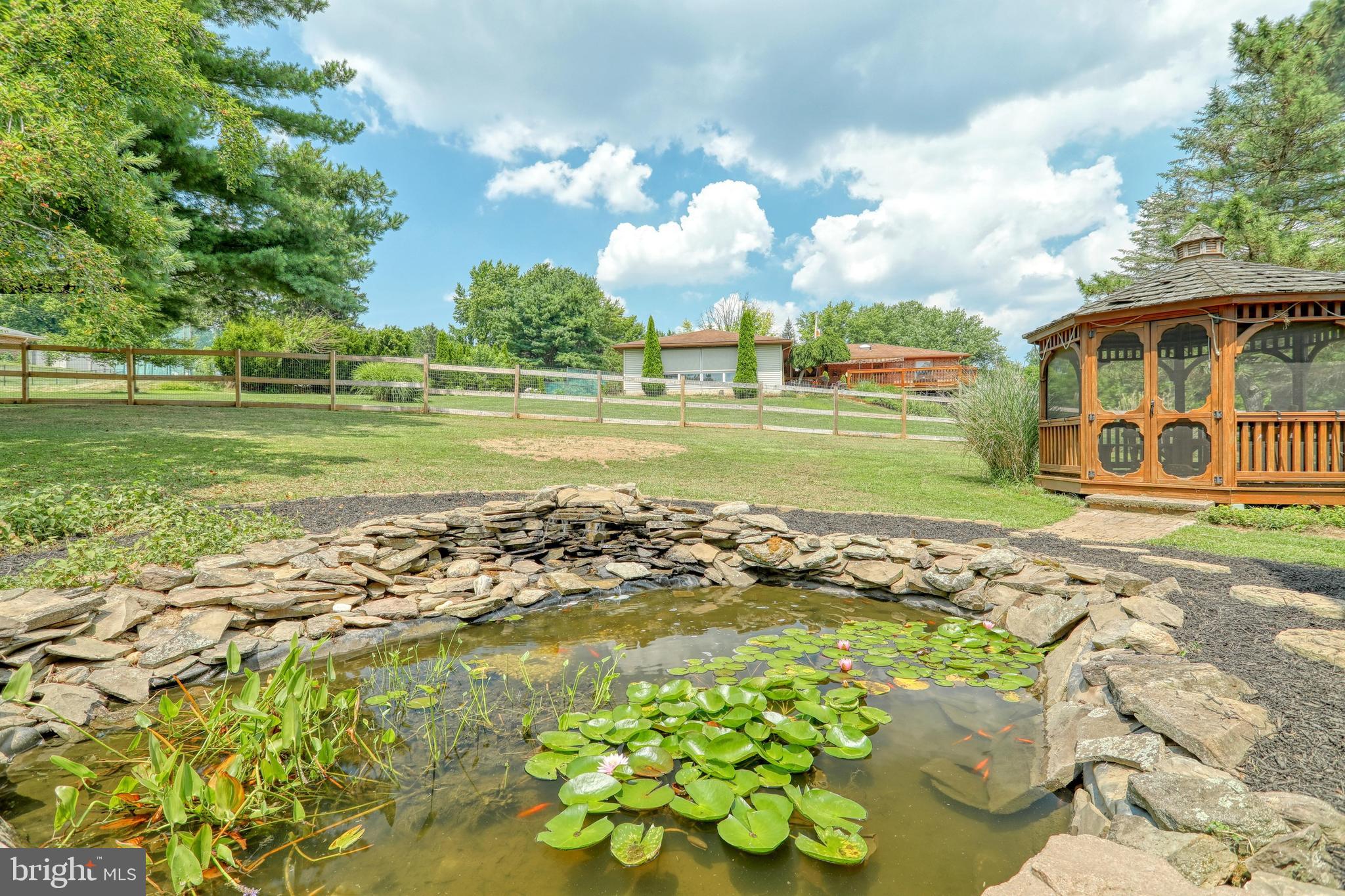 2281 Jonquil Road York, PA 17403 - Photo 12 of 48 Gallery Image 12