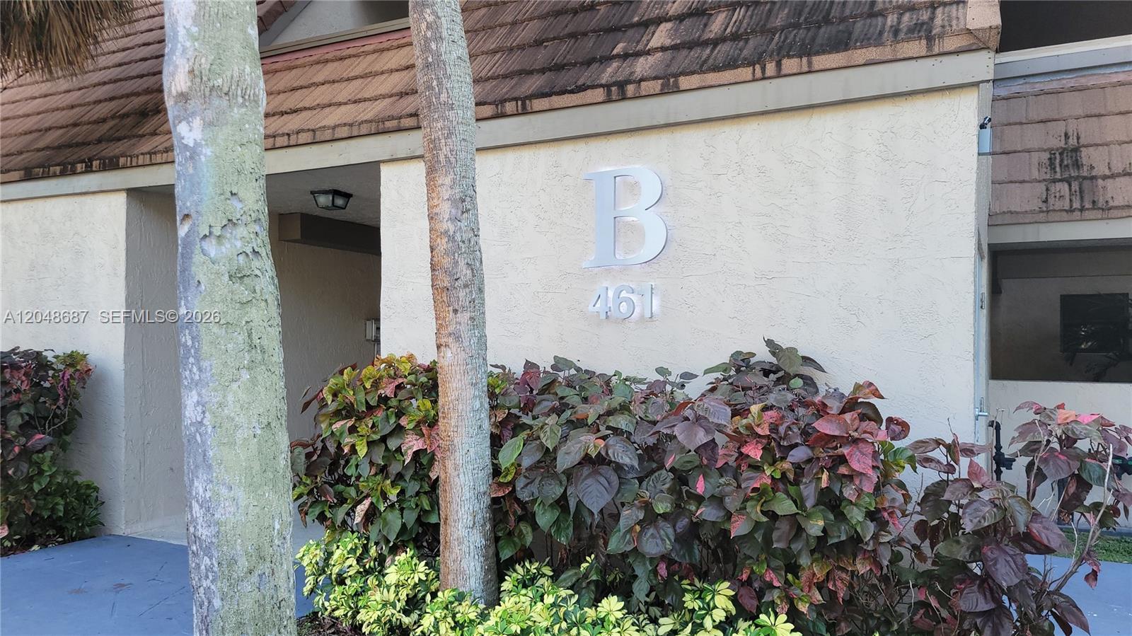 461 Ives Dairy Road, Unit 2042 Miami, FL 33179 - Photo 2 of 12