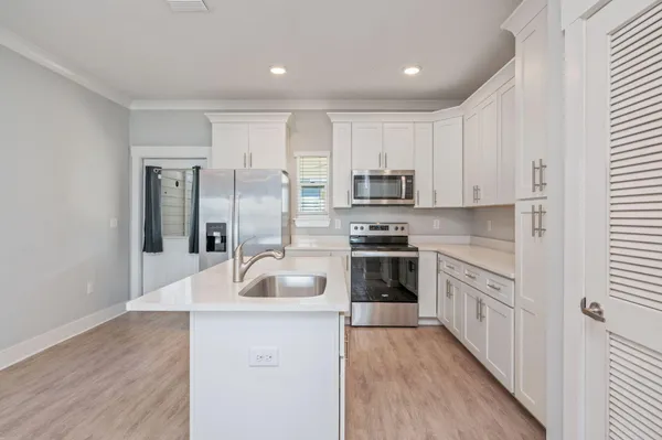 $1,625 | 147 North Sand Palm Road, Freeport, FL 32439