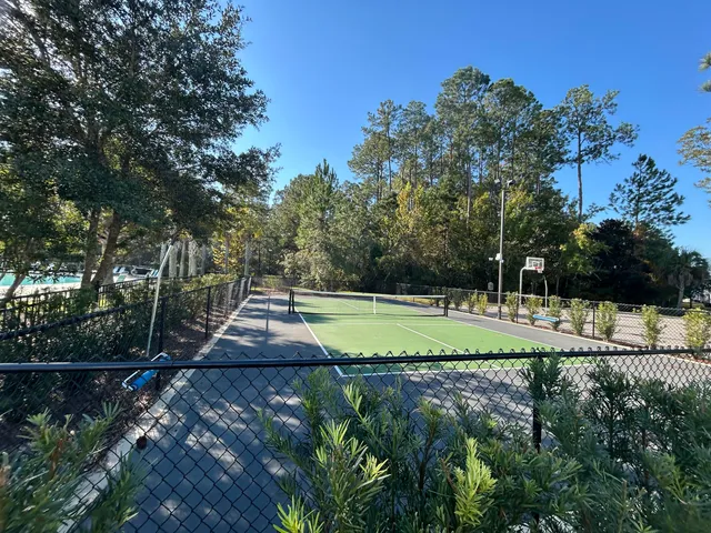 $1,675 | 147 North Sand Palm Road, Freeport, FL 32439