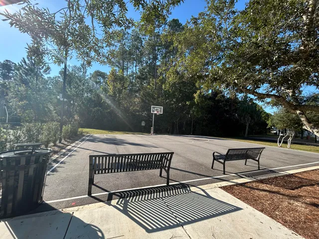 $1,675 | 147 North Sand Palm Road, Freeport, FL 32439