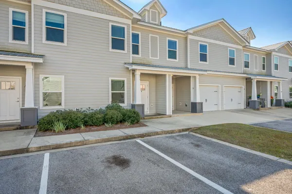 $1,625 | 147 North Sand Palm Road, Freeport, FL 32439