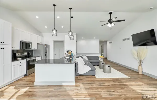 $324,900 | 28723 Woodland Heights Drive, Warrenton, MO 63383