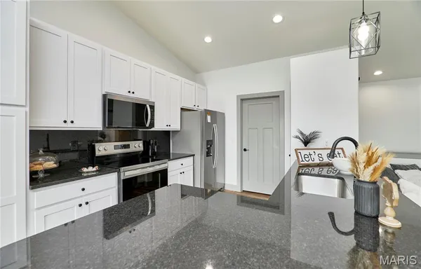$324,900 | 28723 Woodland Heights Drive, Warrenton, MO 63383