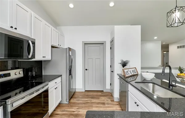 $324,900 | 28723 Woodland Heights Drive, Warrenton, MO 63383