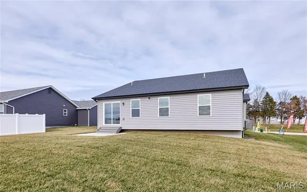 $324,900 | 28723 Woodland Heights Drive, Warrenton, MO 63383