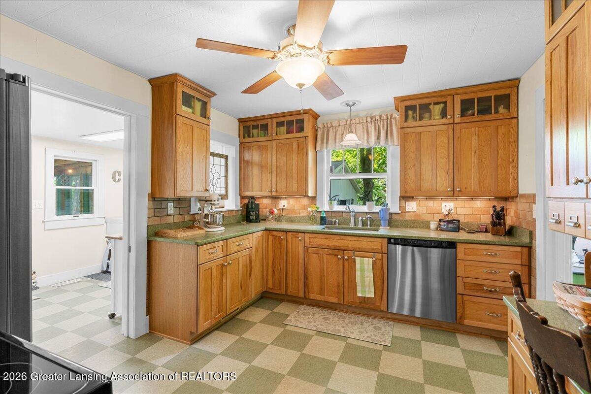 4356 Harris Road Williamston, MI 48895 - Photo 11 of 62 36-Media Jett - 32