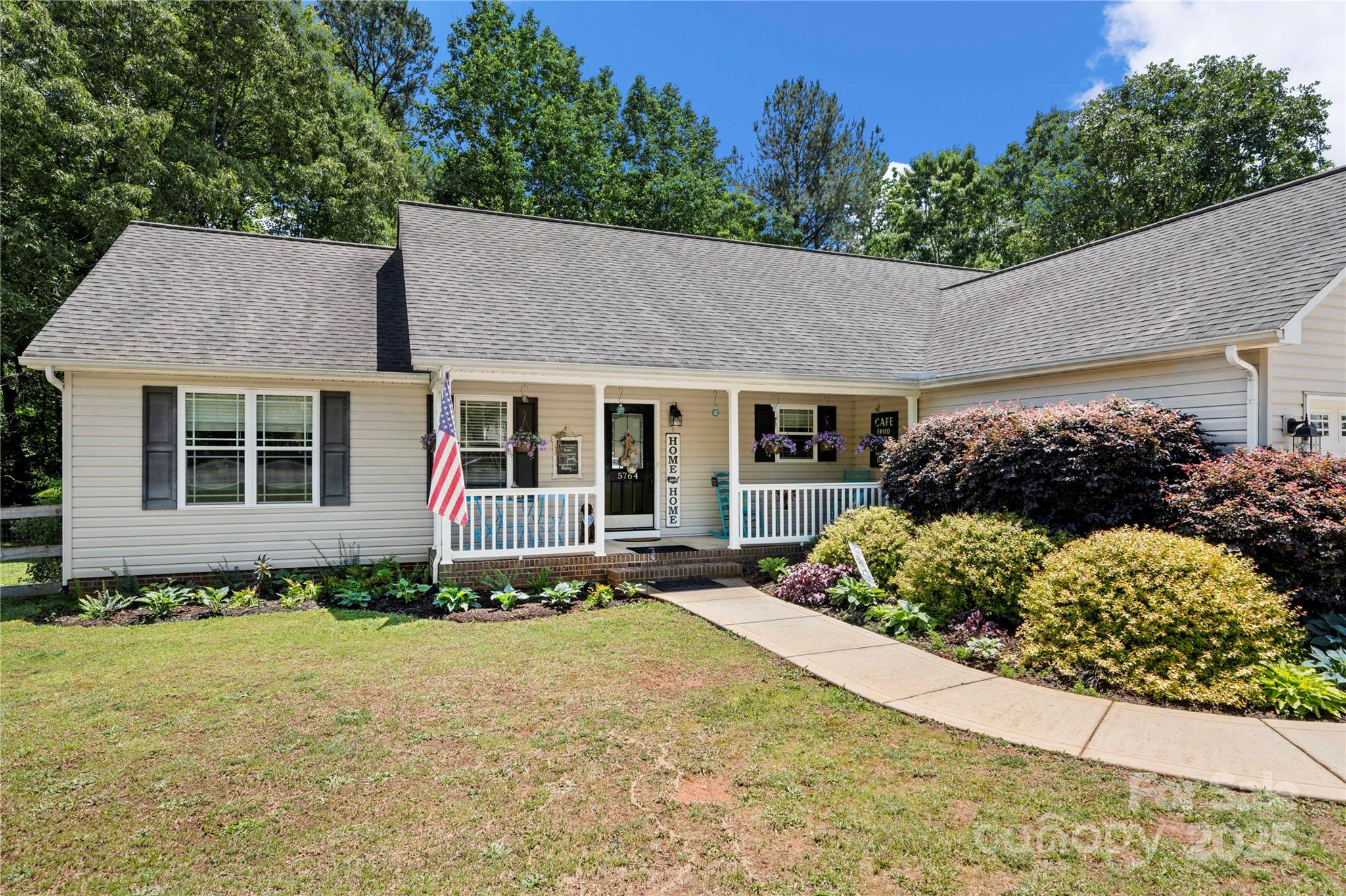 5764 Grassy Creek Road Denver, NC 28037 - Photo 3 of 39 Gallery Image 3