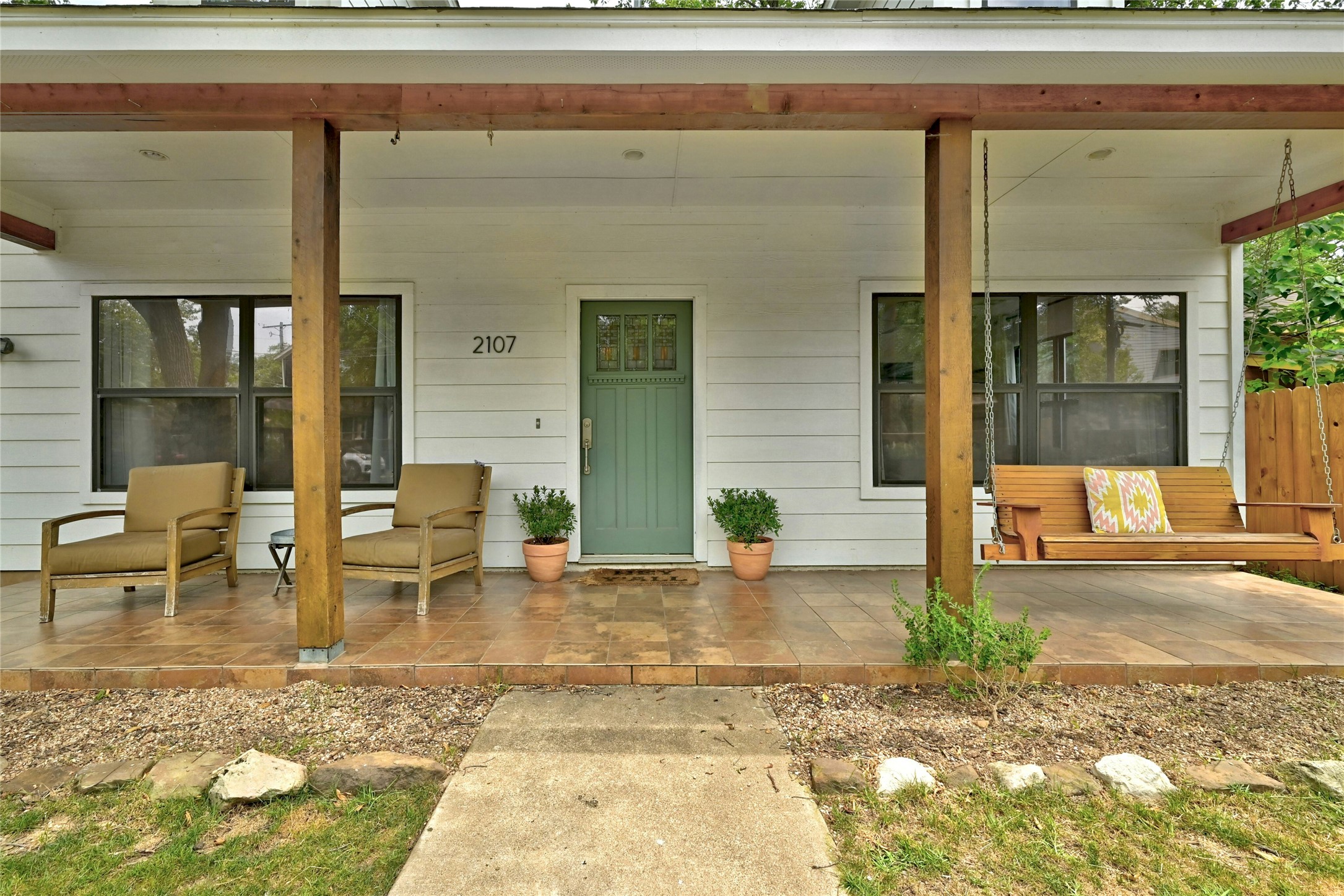 2107 East 13th Street Austin, TX 78702 - Photo 25 of 25 a view of a outdoor space with a patio