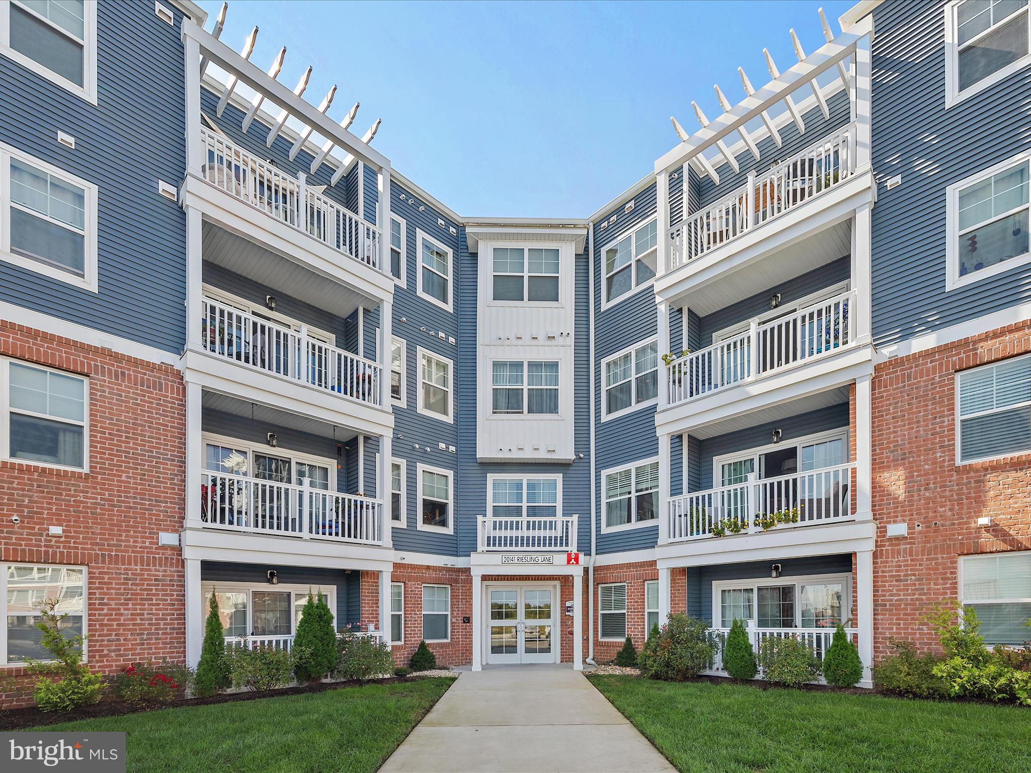 20141 Riesling Lane, Unit 402 Lewes, DE 19958 - Photo 4 of 58 Entry