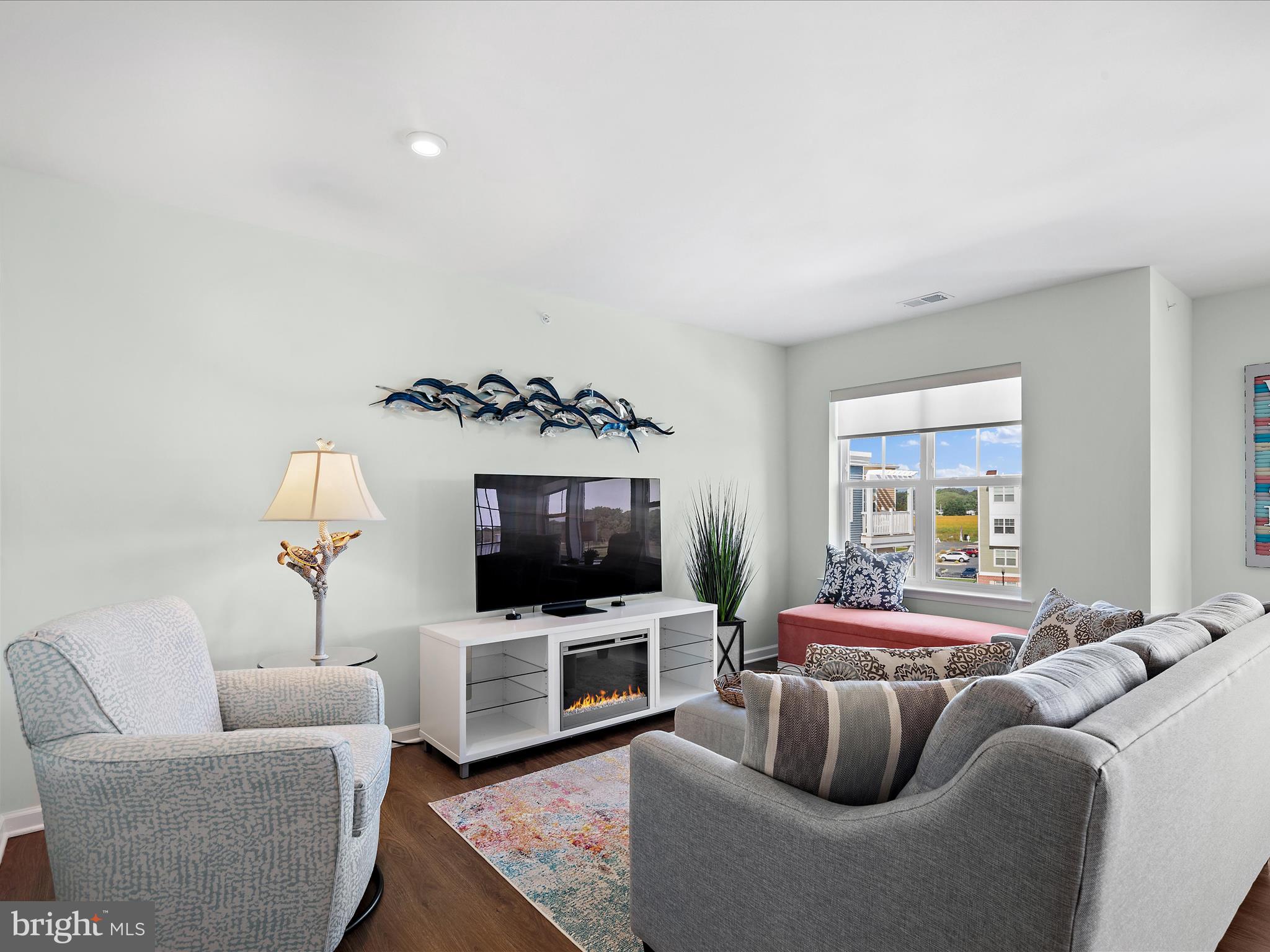 20141 Riesling Lane, Unit 402 Lewes, DE 19958 - Photo 7 of 58 Living Room