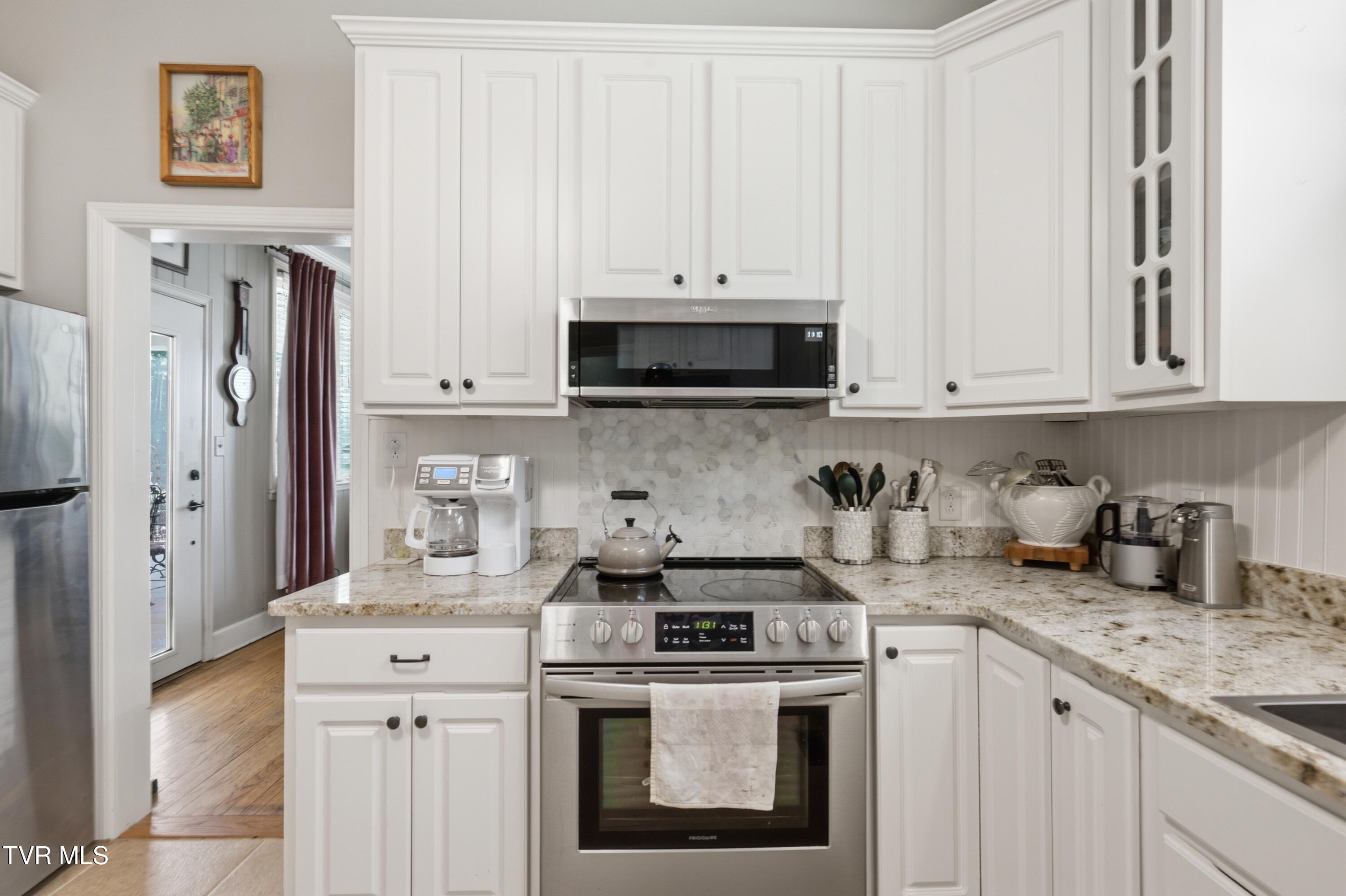 545 Green Hill Road Bristol, VA 24201 - Photo 19 of 60 DSC_0460