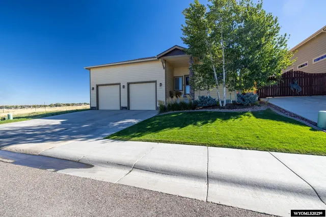 $509,900 | 2883 Casa Grande Drive, Casper, WY 82604