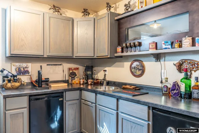 $509,900 | 2883 Casa Grande Drive, Casper, WY 82604