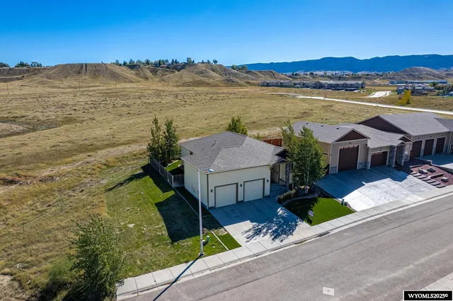 $509,900 | 2883 Casa Grande Drive, Casper, WY 82604