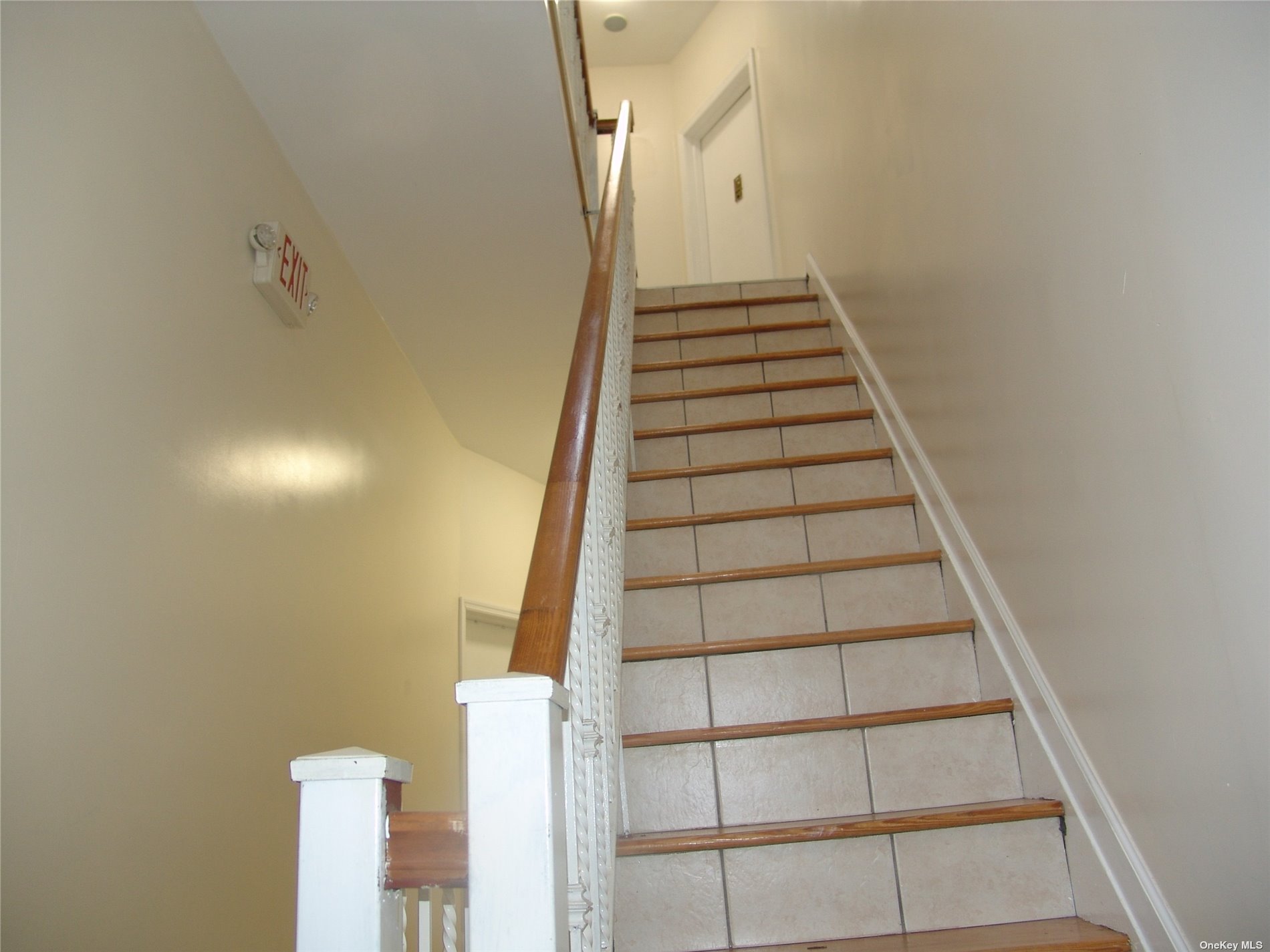 1724 8th Avenue, Unit 6 Brooklyn, NY 11215 - Photo 11 of 36 a view of entryway with a front door