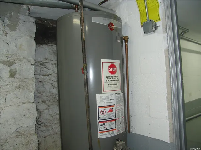 $2,125,000 | 1724 8th Avenue, Unit 6 | Park Slope