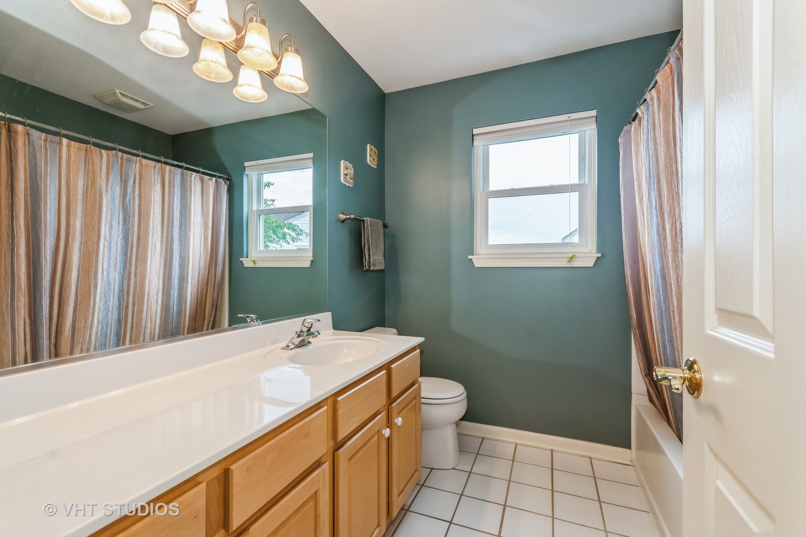 1117 Umbdenstock Road Elgin, IL 60123 - Photo 15 of 22