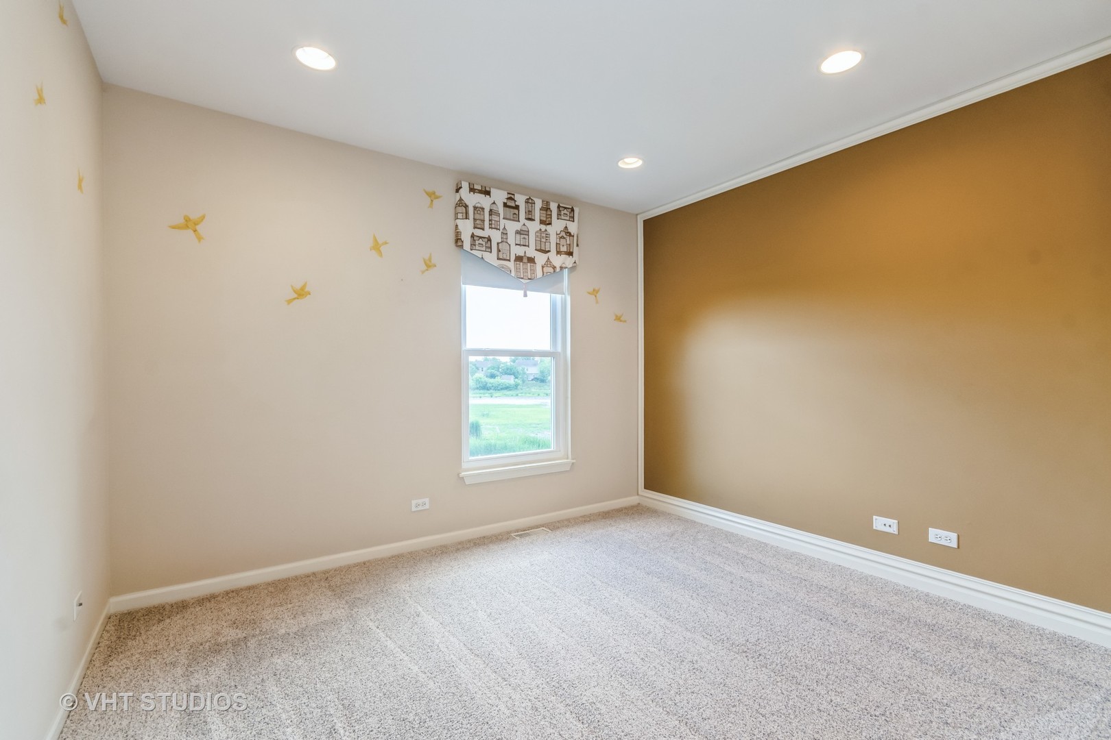 1117 Umbdenstock Road Elgin, IL 60123 - Photo 16 of 22
