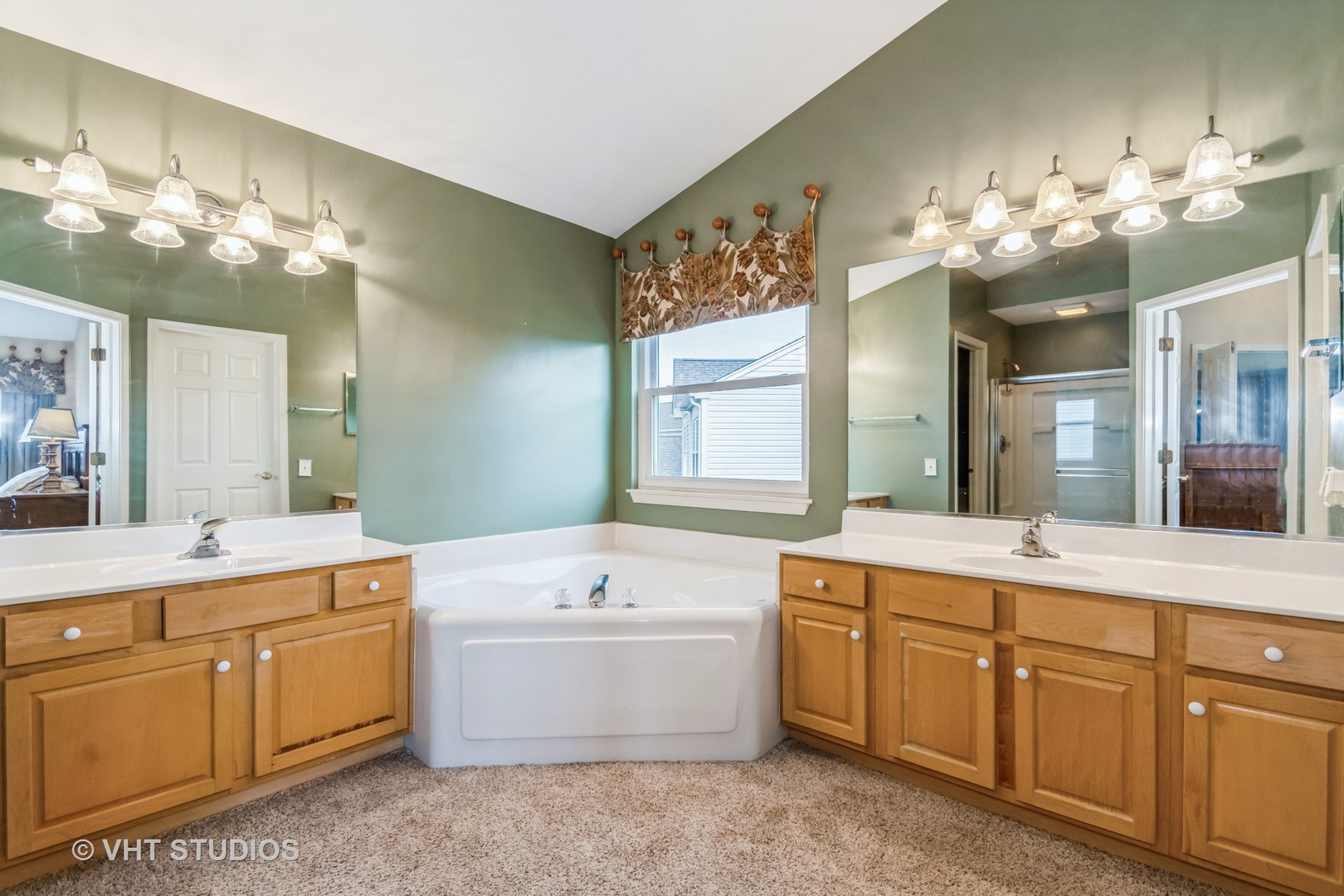 1117 Umbdenstock Road Elgin, IL 60123 - Photo 18 of 22