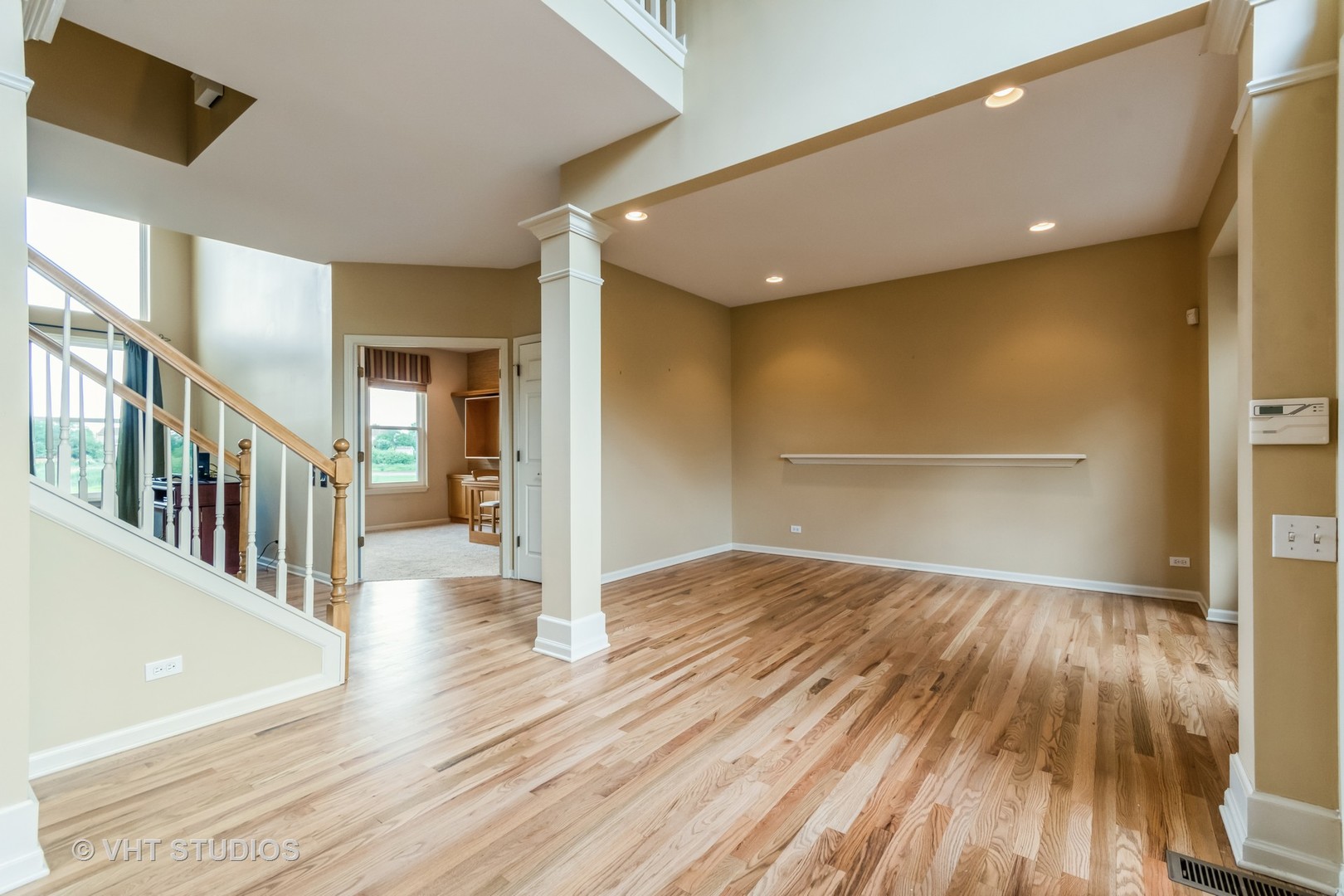 1117 Umbdenstock Road Elgin, IL 60123 - Photo 3 of 22