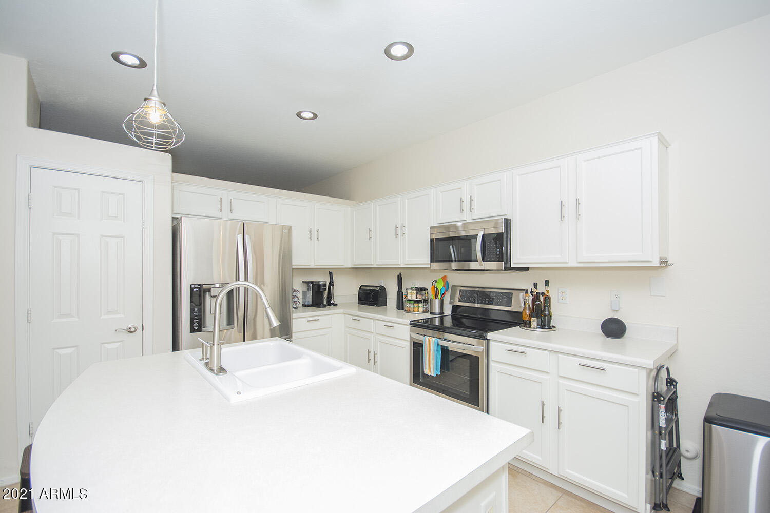 12741 West Charter Oak Road El Mirage, AZ 85335 - Photo 7 of 50 Kitchen