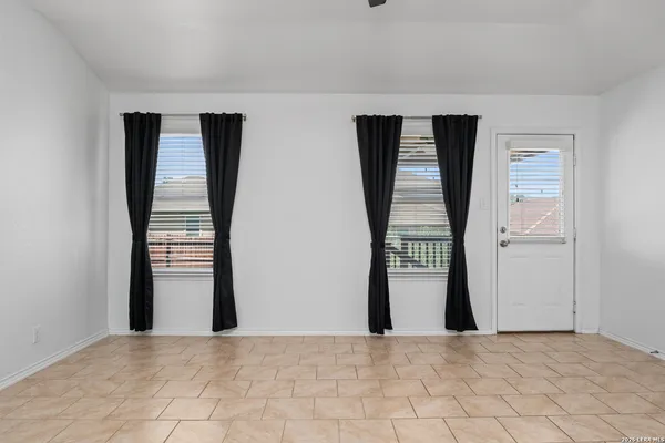 $1,995 | 252 Elisabeth Run, San Antonio, TX 78253