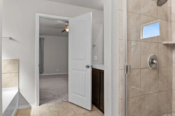 $1,995 | 252 Elisabeth Run, San Antonio, TX 78253